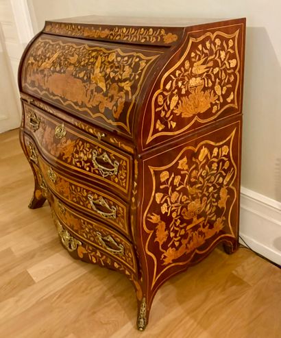 SCRIBANNE COMMODE with front and sides in...