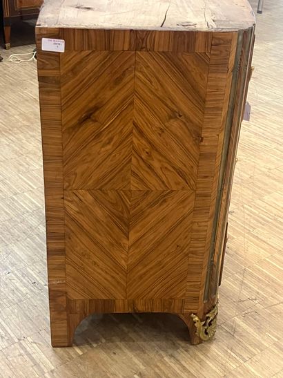 SMALL COMMODE with slightly curved front...