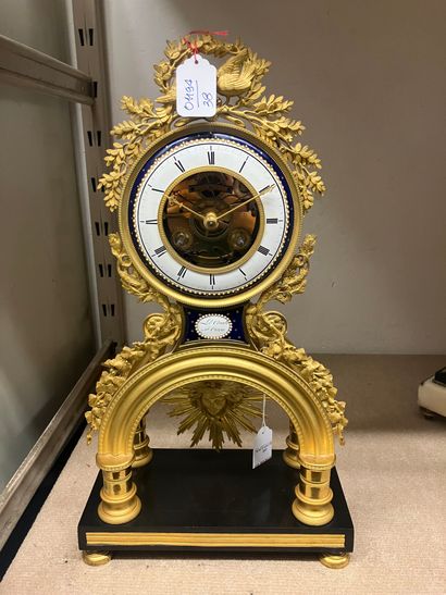 Gilt bronze skeleton PORTICAL HANGER adorned...
