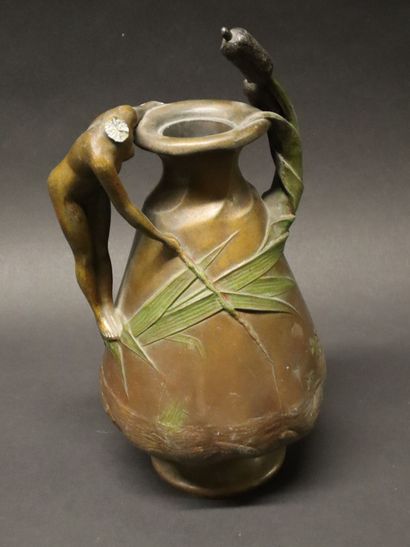 Jules JOUANT (1863-1921)
Nymphe au roseau
Vase...