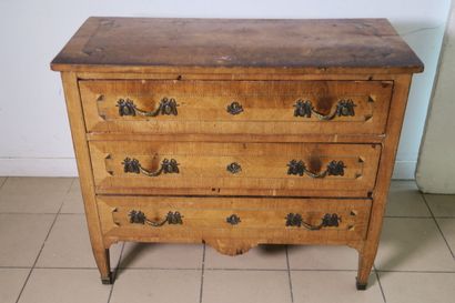 Commode rectangulaire, en bois de placage...