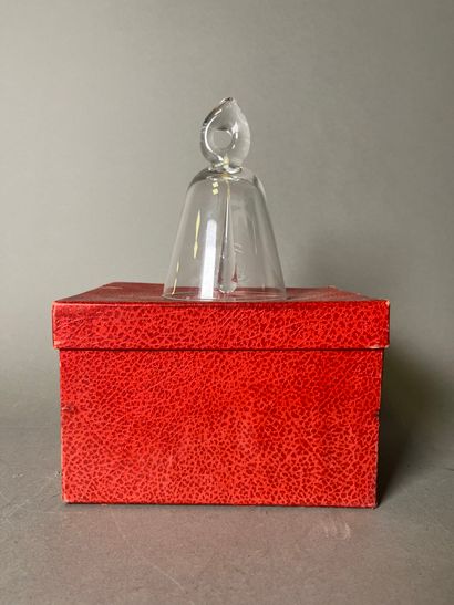 DAUM 
Clochette de table en cristal, porte...