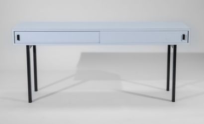 Travail FRANCAIS des années 1960
Console
Structure...