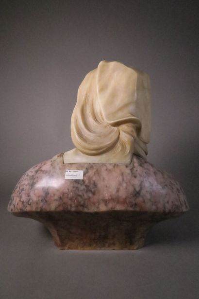 Attribué à Giuseppe BESSI (1857-1922)
Buste...