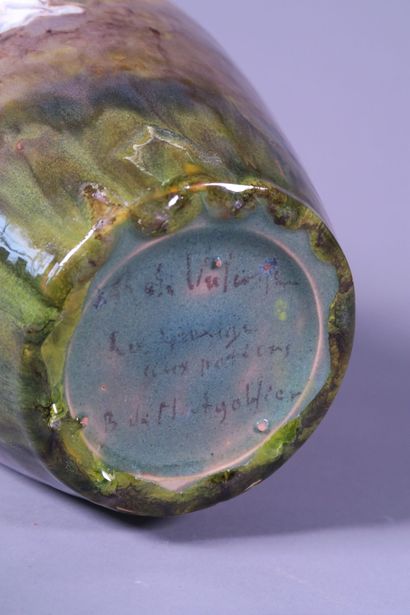 VALLAURIS
Vase à épaulement en céramique...
