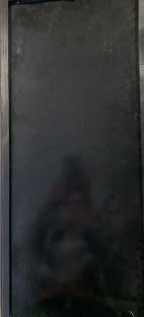 Voilier
Huile sur verre signé en haut à gauche...