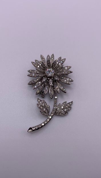 Broche Clip à transformation en or gris 18K...