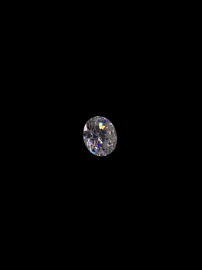 Diamant taille brillant pesant 1,78 ct (légère...