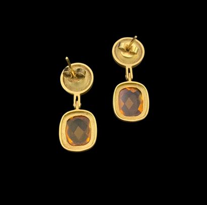 Paire de pendants d'oreilles articulés en...