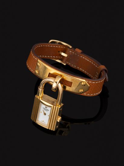 HERMES
Montre en métal plaqué or, collection...