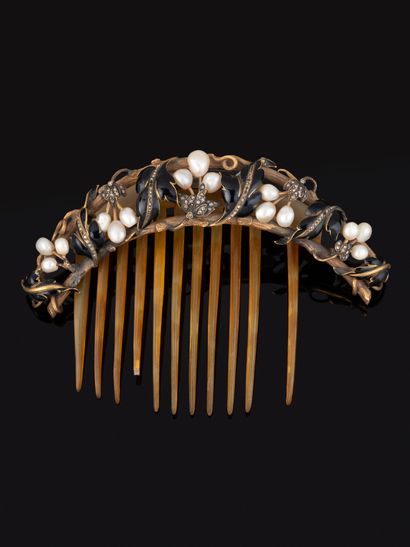Peigne à chignon en or jaune 18K (750‰),...