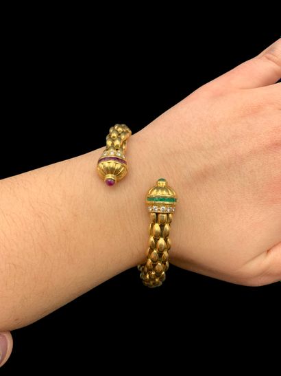 Bracelet Jonc semi rigide ouvert croisé en...