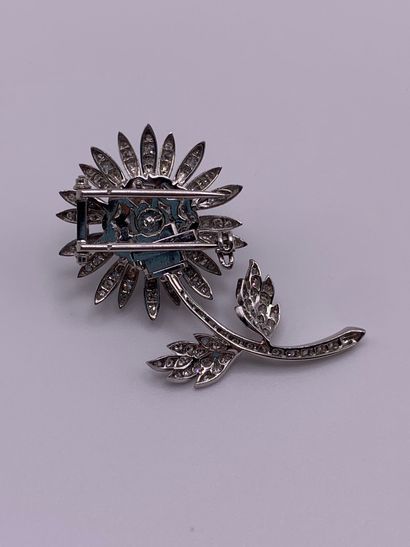 Broche Clip à transformation en or gris 18K...