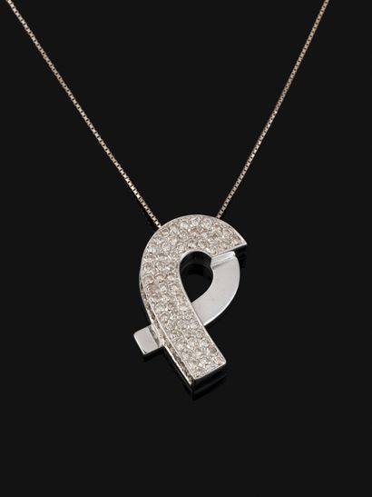 Collier en or gris 18K (750‰) à maille vénitienne...