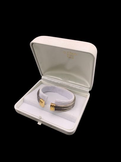 O.J. PERRIN
Bracelet jonc semi-rigide ouvert...