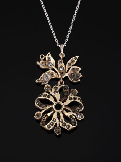 Pendentif ancien en argent (800‰) et or jaune...