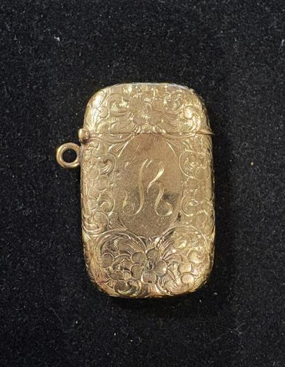 Matchbox in 14K yellow gold (585‰), chased...