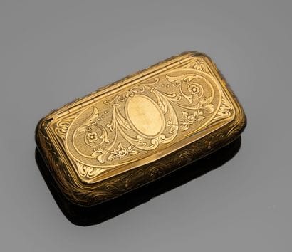Snuff box in 18K (750‰) yellow gold with...