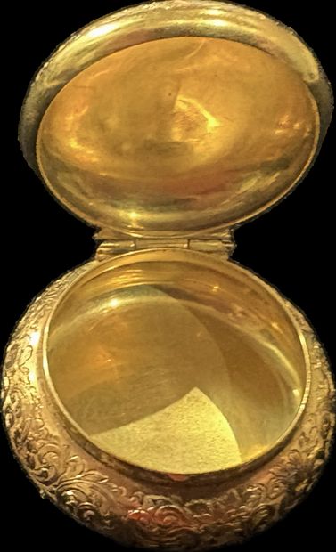 Pill box, circular in 18K (750‰) yellow gold,...