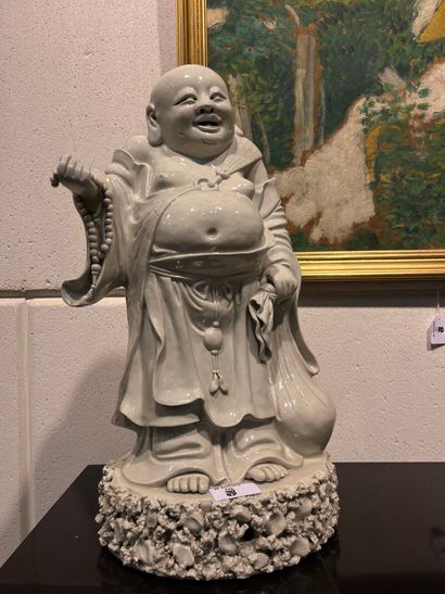 CHINE, République 
Statuette en porcelaine...