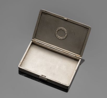 Cigarette case in platinum (850/oo), rectangular...