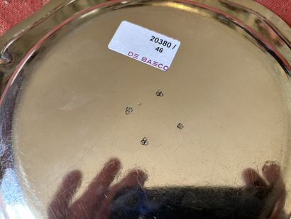Plat creux en argent (800‰), modèle à filets...