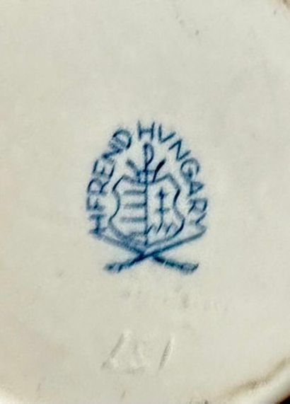 HONGRIE, Herend
Ensemble en porcelaine à...