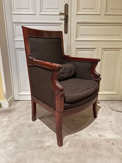 Bergère à dossier plat en acajou, les supports...
