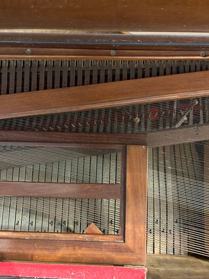 Piano forte en bois de placage marqueté de...