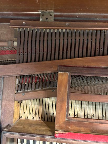 Piano forte en bois de placage marqueté de...
