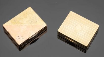 Two cigarette cases including: 
- One in...