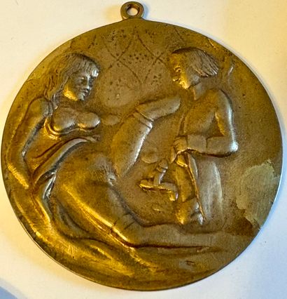 Trois médailles en bronze figurant Wolfgang...