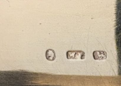 Trois tabatières en argent (800‰) :
- Deux,...
