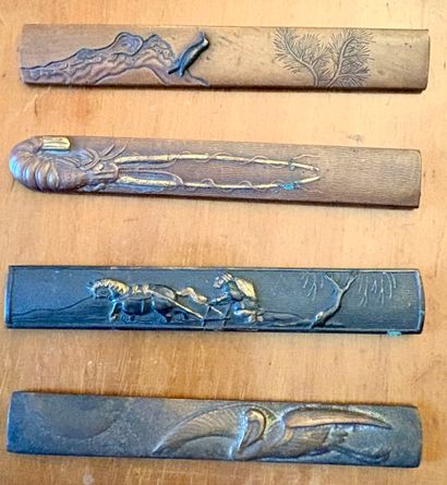 JAPON, XIXe siècle
Ensemble de quatre kozuka,...