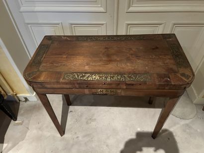 Table à jeux en placage de palissandre à...