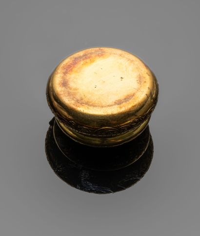 Pill box, circular in 18K (750‰) yellow gold,...