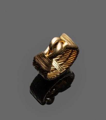 HERMÈS Paris: Semi-rigid ring in 18K (750/oo)...