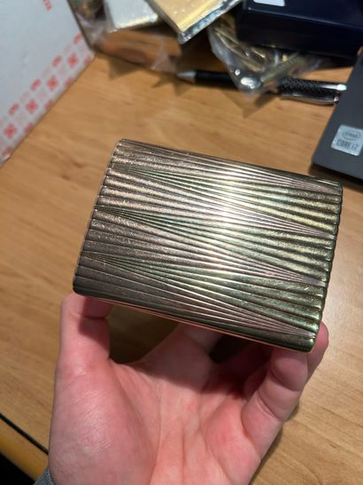 Cigarette case in 14K yellow and rose gold...