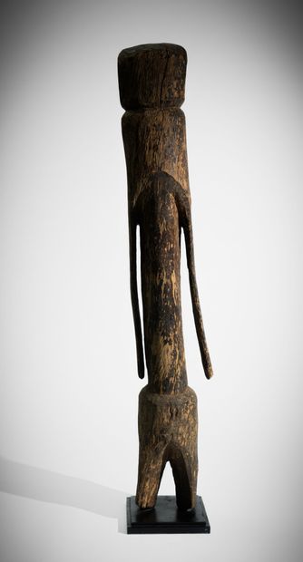 ¤ MOBA, TOGO,
Grande statue Tchitcheri en...