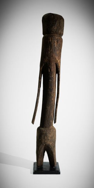 ¤ MOBA, TOGO,
Grande statue Tchitcheri en...