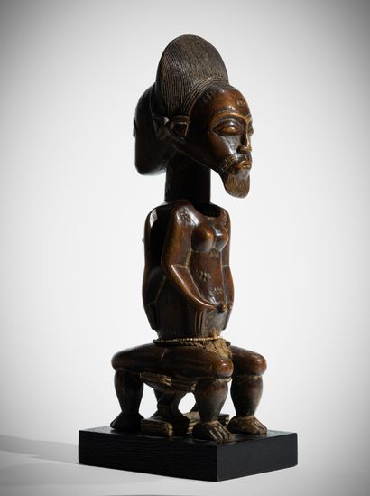 ¤ BAOULÉ, CÔTE D'IVOIRE
Statue Janus Asié...