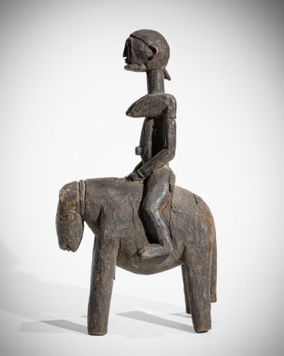 # DOGON, FALAISE DE BANDIAGARA, MALI
Statue...
