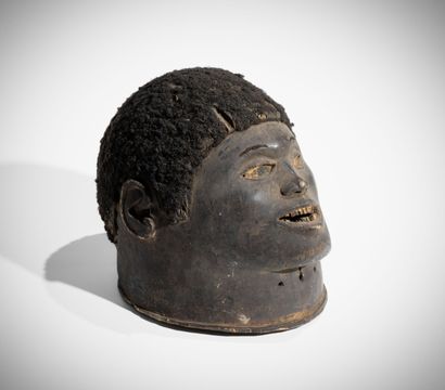 # MAKONDE, TANZANIE-MOZAMBIQUE
Masque heaume...
