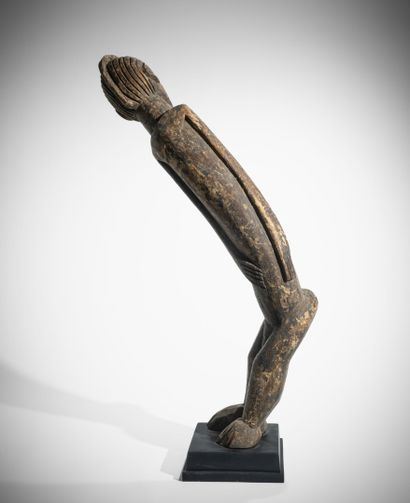 # LOBI, BURKINA FASO
Statue Batéba masculine...