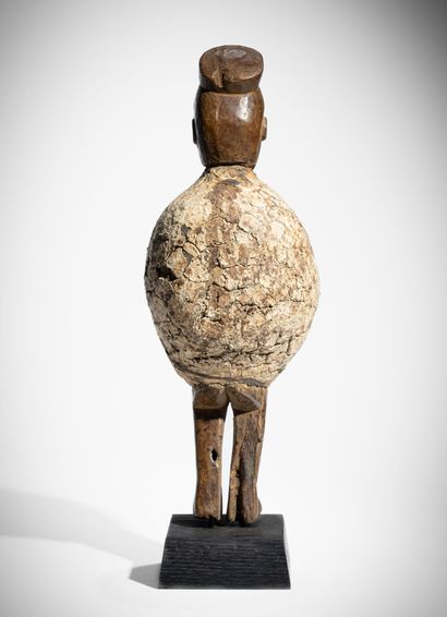# TÉKÉ, RÉPUBLIQUE DÉMOCRATIQUE DU CONGO
Statue...