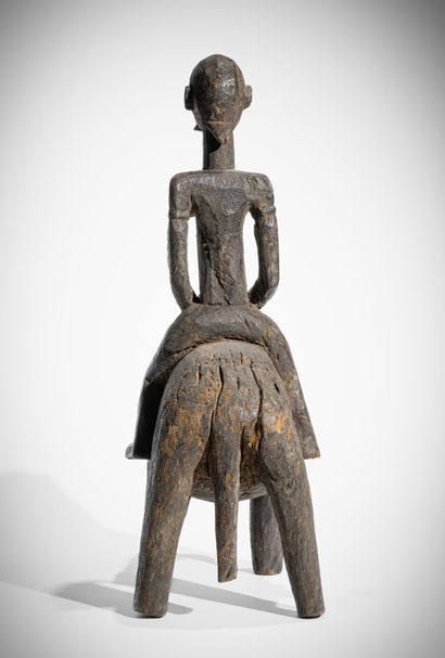 # DOGON, FALAISE DE BANDIAGARA, MALI
Statue...