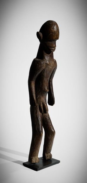 ¤ LOBI, BURKINA FASO
Statue de lutteur Batéba...