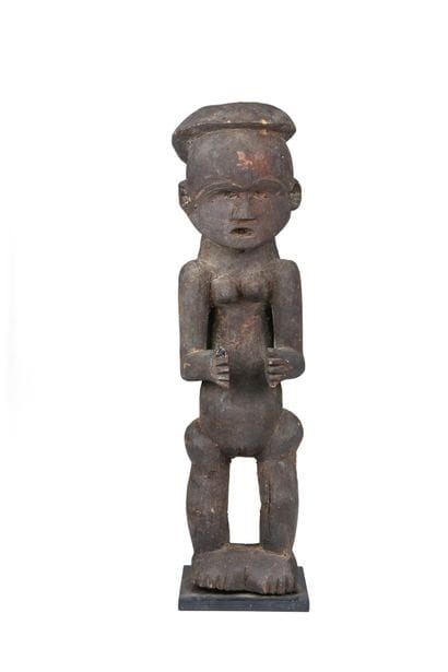 Tsogo, Gabon 
Statue, les bras écartés du...