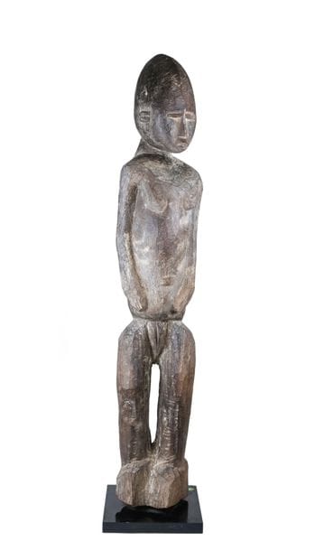 Statue féminine Lobi, Burkina Faso
Belle...