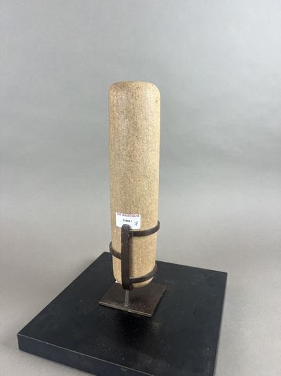 °°Pilon néolithique saharien, circa - 6000...